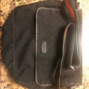 Gucci Messenger bag.
